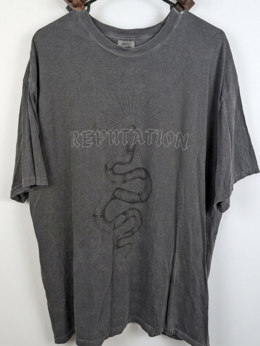 Taylor Swift Reputation Graphic Short-Sleeve Tee - Gray